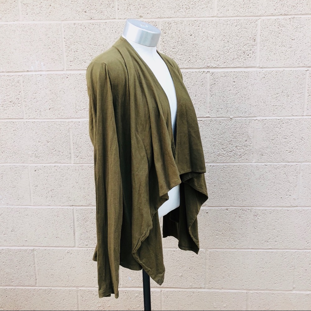 •J.Crew• Long sleeve cardigan/sweater - Picture 2 of 3